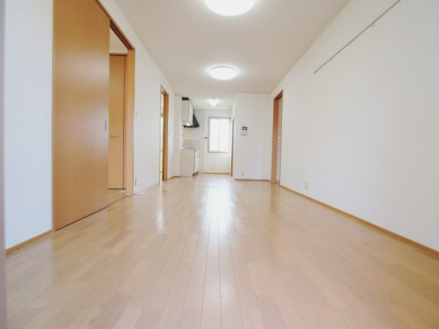 広島市安芸区矢野西５丁目のアパートの居間・リビング