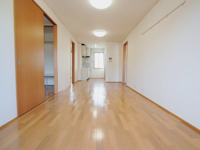 広島市安芸区矢野西５丁目のアパートの居間・リビング