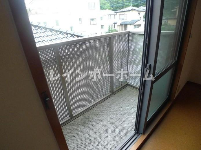 グランシャリオ　【仲介手数料：50％OFF】対象物件！のバルコニー|開放的で明るい空間を演出してくれるバルコニーです