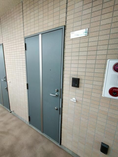 ソレアードセイスの玄関