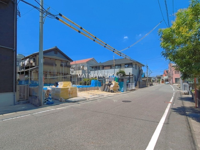 【前面道路含む現地写真】の画像
