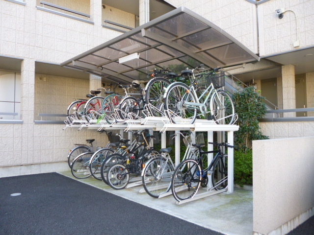 アゼリアコートのその他共用部分|★敷地内屋根付き駐輪場★