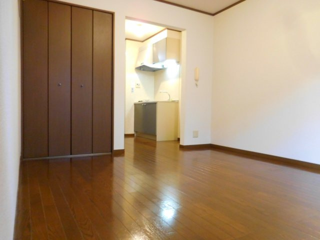 ハイツサニーコートの洋室