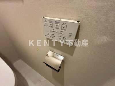 【玄関】 | メゾンドアーク南大井 | きれいな玄関です