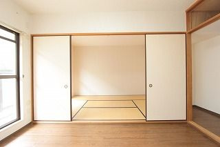 アヴニールドゥモエの内装