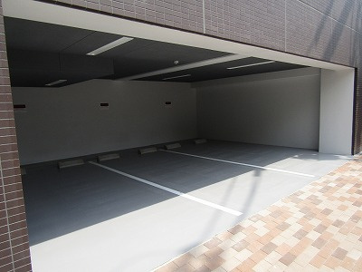 【駐車場】 | LaDouceur南茨木（旧：スプランディッド南茨木）