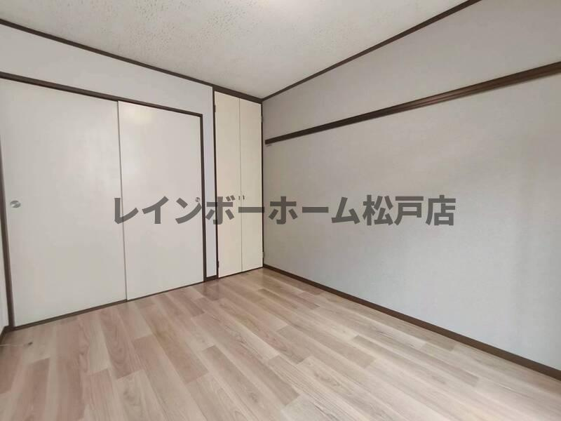 メゾンニチボウの居間・リビング