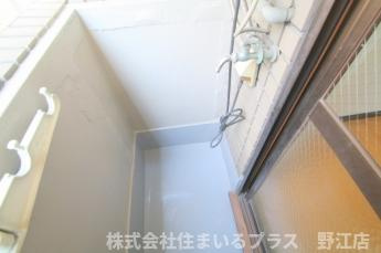 京阪グローリーハイツの玄関