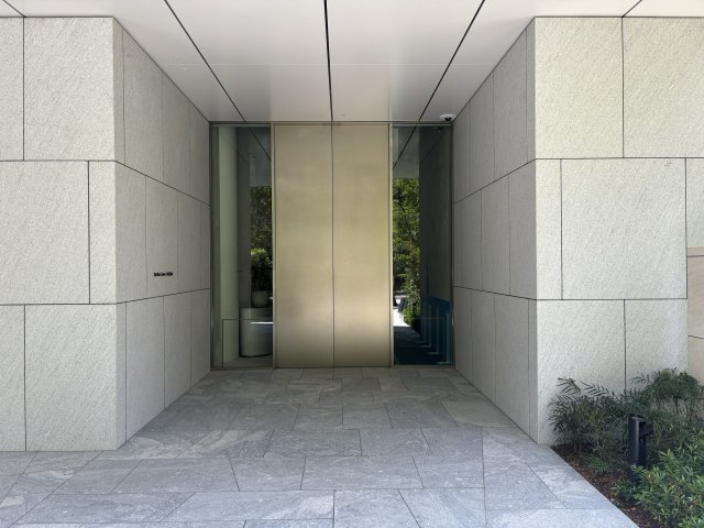 Brillia Tower 堂島（ブリリアタワー堂島）のエントランス