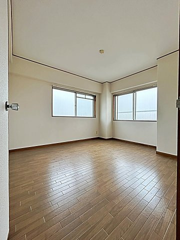豊月マンションの洋室