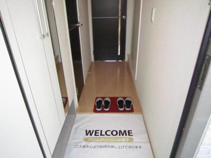 アドミラーブルの玄関
