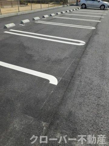 ウェルリッチ善通寺　Ⅰの駐車場