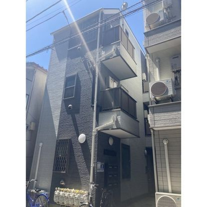 EsCASA亀戸のエントランス