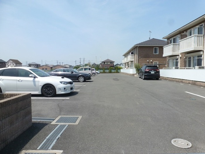 コスミオンＡの駐車場
