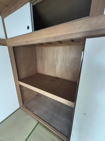 高保邸借家の収納