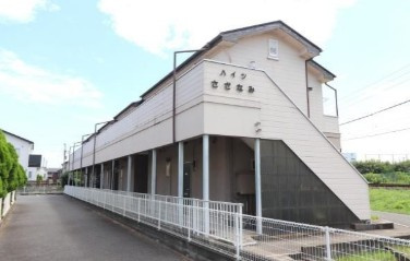 ハイツさざなみの外観