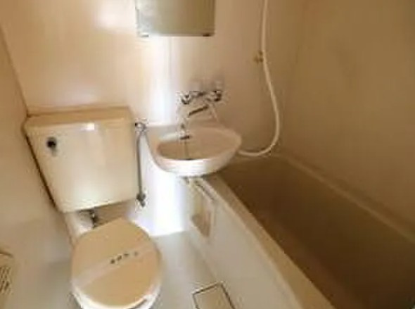 ハイツさざなみの浴室