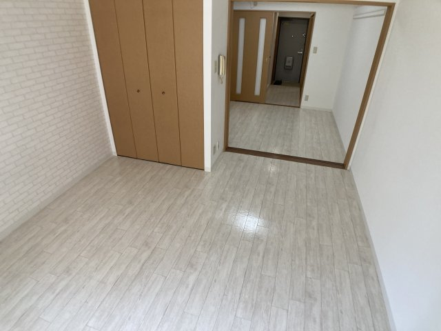プエンテ21の内装|間仕切り開け広げて開放感アップ