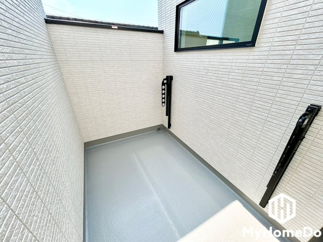 北区六が池町　2期のバルコニー|お洗濯物がよく乾きそうなバルコニー