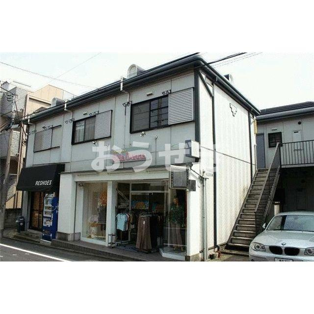 ます美ハイツのエントランス