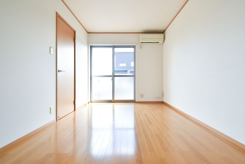 Merveille Place壱番館の居間・リビング