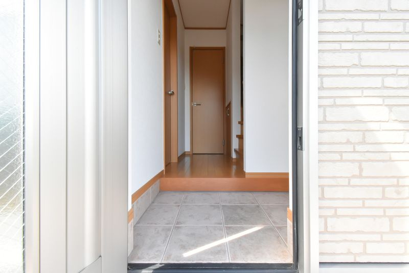 Merveille Place壱番館の玄関