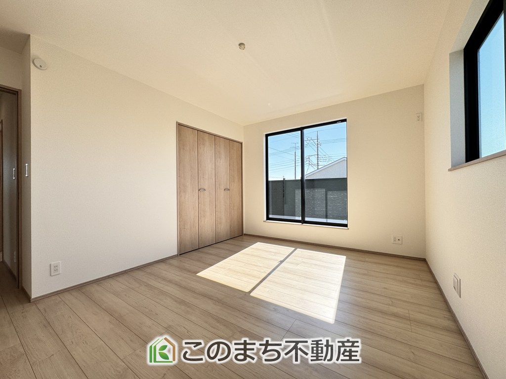 ハートフルタウン鹿沼市幸町1丁目206番の洋室|南向きで陽当たりの良い洋室♪風通しもよく快適です☆