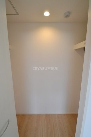 サリオス庚午北の収納