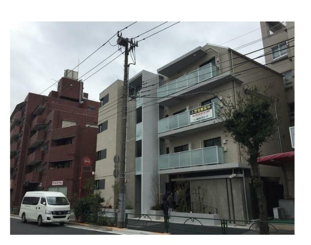 House Avenue柿の木坂の外観