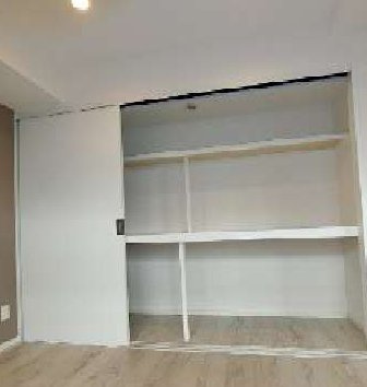 プレミアム久我山の洋室