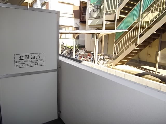 レクサス南八幡のバルコニー