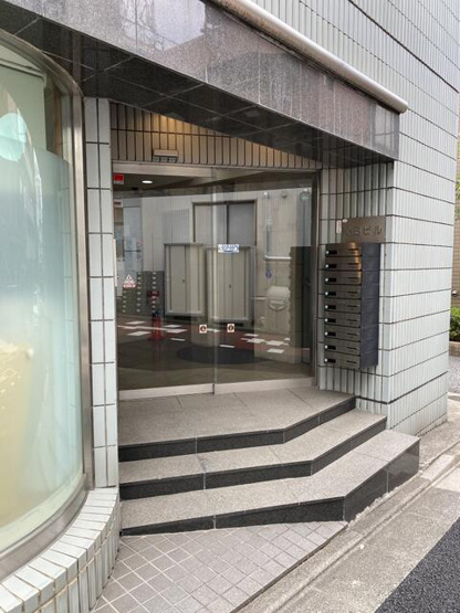 【エントランス】