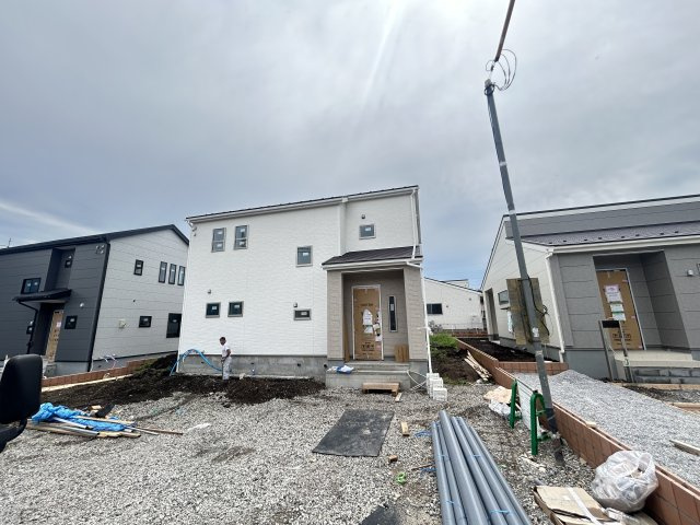 新築　渋川市金井第18　Livele Garden.S　7号棟の外観|現地写真　2026年9月完成予定！類似物件のご内覧等、お気軽にお問合せください♪　							

