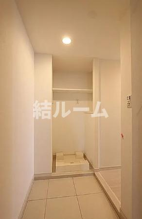板橋区赤塚新町３丁目の賃貸マンションの玄関|別号室参考写真