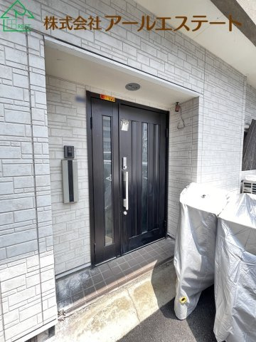 姫路市総社本町　　　JR「姫路駅」徒歩14分の玄関