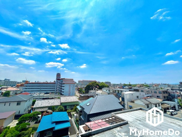 名塚ハウスの展望|広がる青空と街並みを一望♪開放感あふれる眺望です