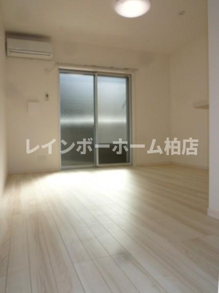特典：仲介手数料が半額です!!の居間・リビング|ゆったりとした居間です