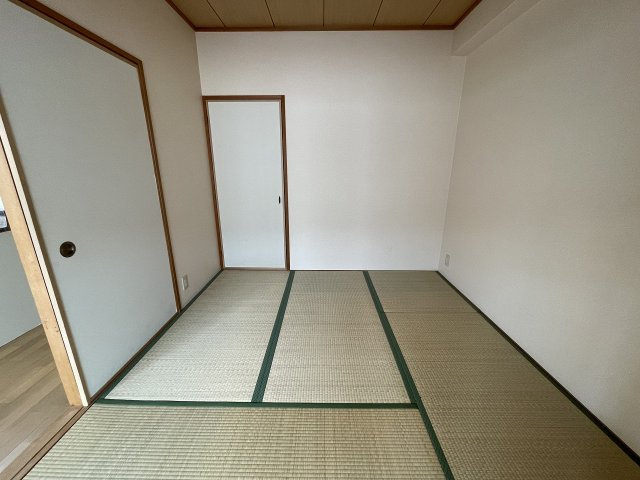 【その他】 | ヴェルデベージュ | 洋室に交換します。