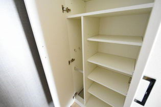 ラシャルム西宮本町の収納