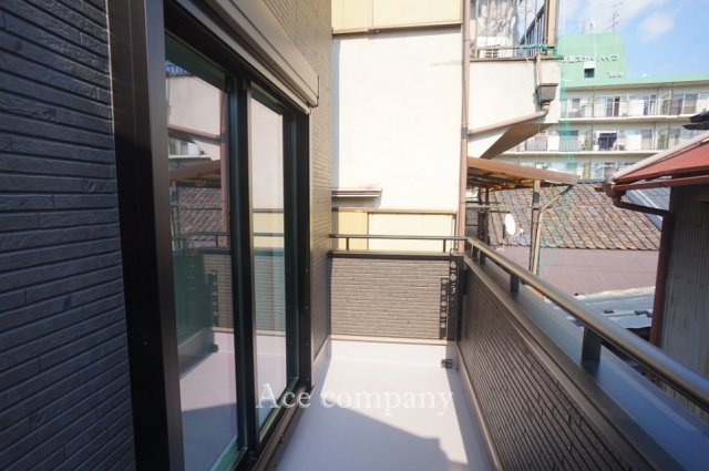 【バルコニー】 | 東大阪市荒川2丁目 | 2階リビングに面した南向きのバルコニー☆3階両面バルコニーもあります☆
