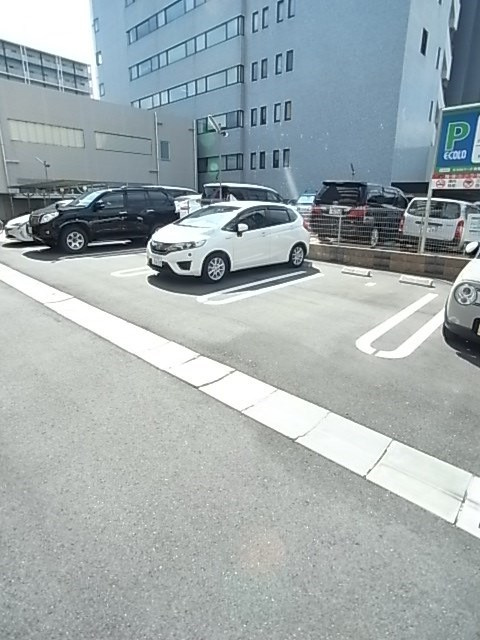 グラドアーレ　ミゼの駐車場