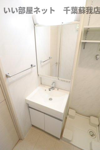 PARK　HILLS　MIYAKO　Ａの洗面所|朝の準備に活躍する、洗髪洗面化粧台！