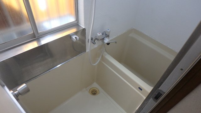 サンホワイトの浴室