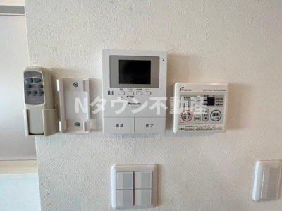【セキュリティ】 | クリークコート２ | モニター付きのインターフォンが付いております