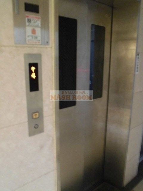 杉並区荻窪３丁目の賃貸マンションの外観