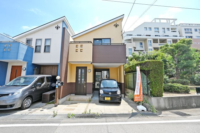 伊丹市西野6丁目中古戸建｜3LDK＋駐車1台可（ビルトインガレージ）