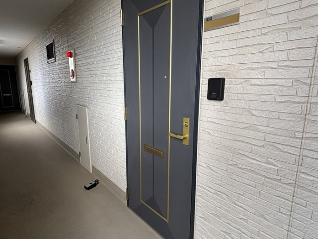 JEWELの玄関