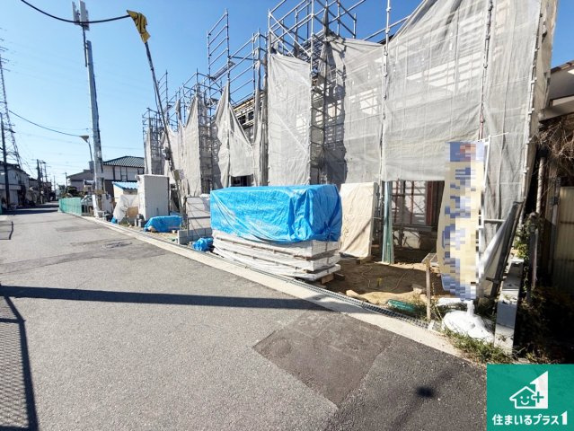 ◆柏原市玉手町　第3期　新築一戸建ての前面道路含む現地写真|周辺は落ち着いた街並みの住宅地！子育てがしやすい住環境です！まだ未完成ですが、現地でしかわからない事もございます。是非一度ご覧ください。