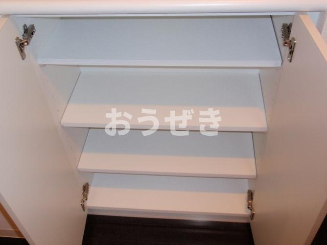 スパシエ横浜吉野町ステーションプラザの収納
