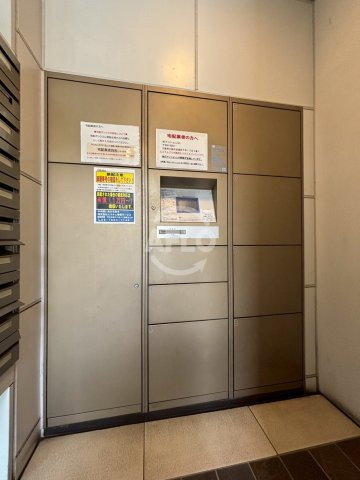 エステムプラザ難波EASTIIブレストのその他共用部分|エステムプラザ難波ＥＡＳＴIIブレスト　宅配ボックス